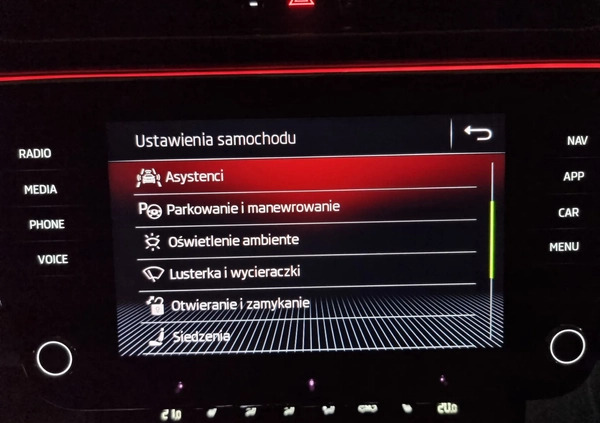 Skoda Superb cena 113899 przebieg: 106000, rok produkcji 2019 z Sosnowiec małe 781